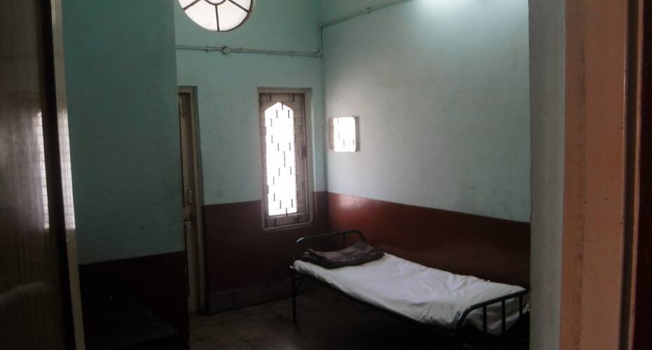 Kalyan Vishranti Gruh, Indore 4